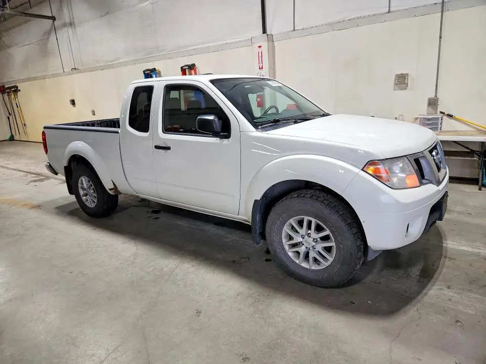 2019 NISSAN FRONTIER SV V6  