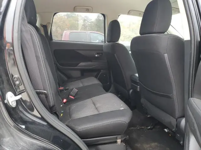 2018 MITSUBISHI OUTLANDER ES  