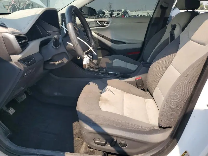 2020 HYUNDAI IONIQ SE  
