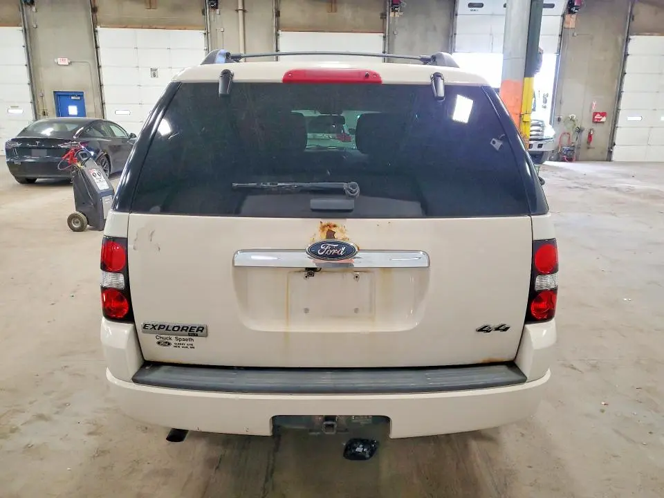 2010 FORD EXPLORER XLT  