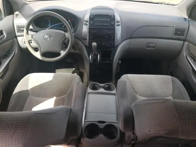 2010 TOYOTA SIENNA CE  
