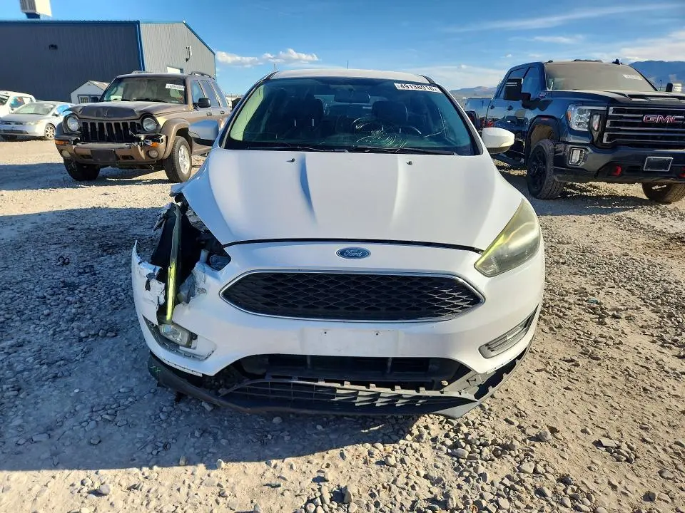 2016 FORD FOCUS SE  