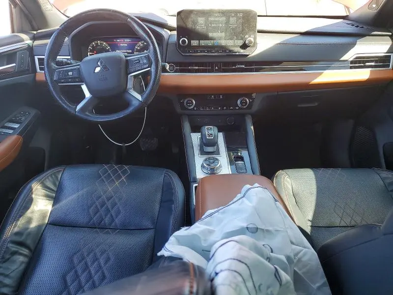 2022 MITSUBISHI OUTLANDER SEL  