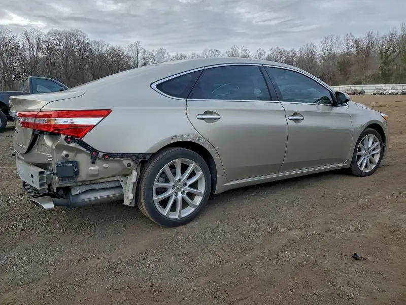 2015 TOYOTA AVALON XLE  