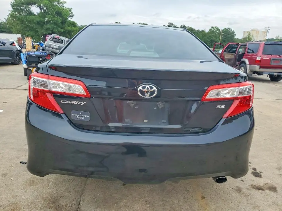 2012 TOYOTA CAMRY SE  