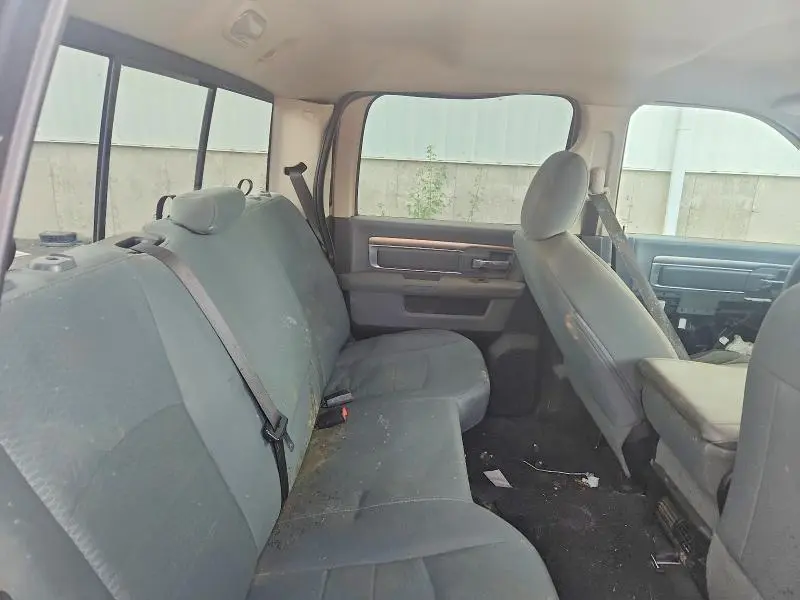2017 RAM 1500 SLT  