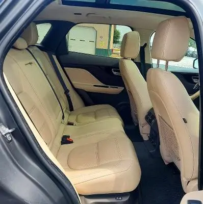2019 JAGUAR F-PACE PRESTIGE  