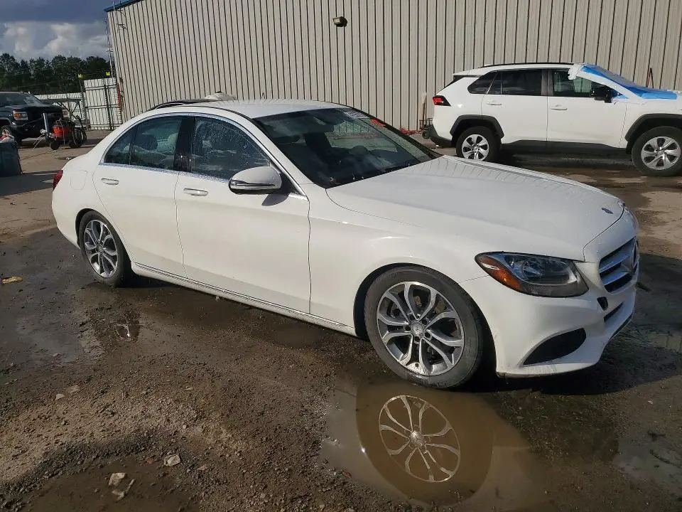 2016 MERCEDES-BENZ C 300  