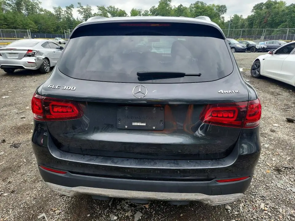 2020 MERCEDES-BENZ GLC 300 4MATIC  