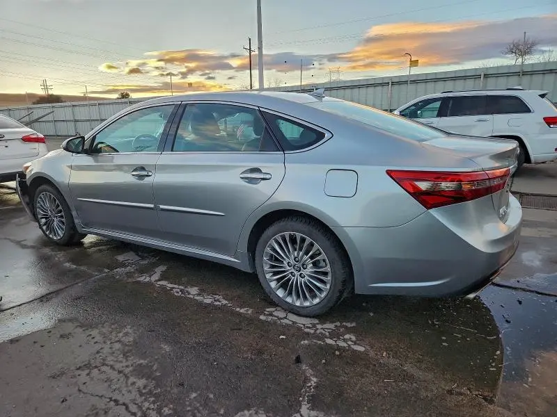 2016 TOYOTA AVALON XLE  