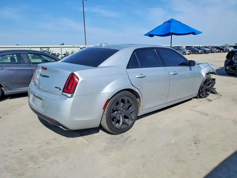 2022 CHRYSLER 300 S  