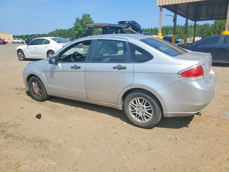 2011 FORD FOCUS SE  