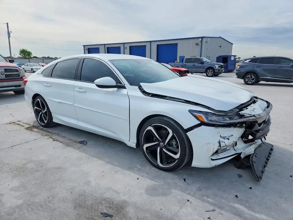 2018 HONDA ACCORD SPORT  