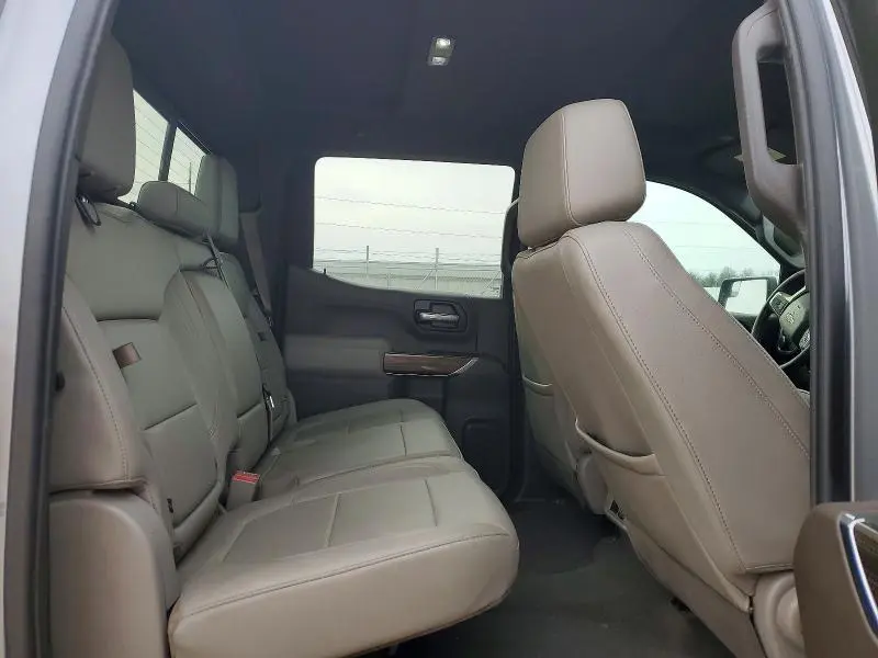 2021 CHEVROLET SILVERADO K1500 LT  