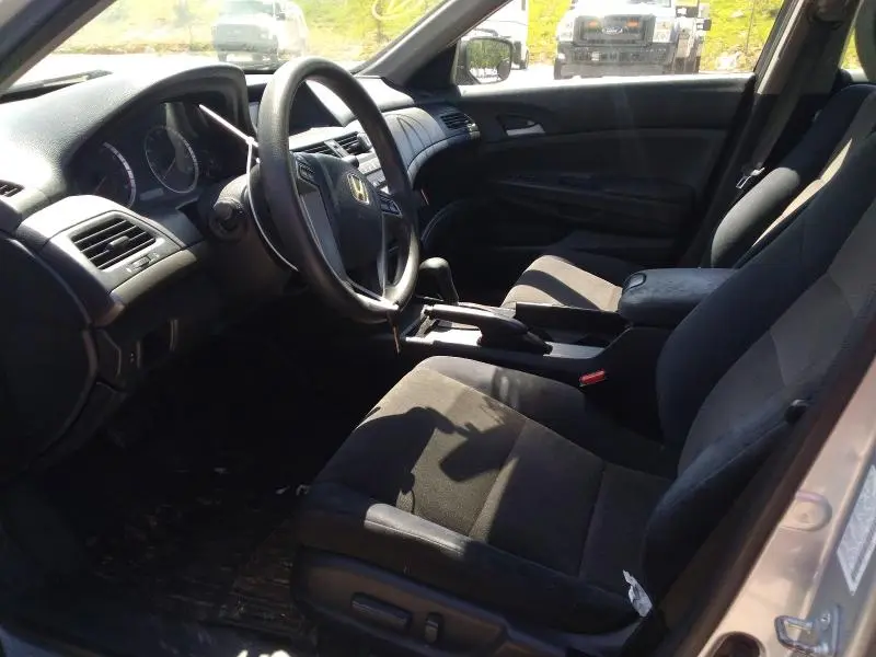 2010 HONDA ACCORD LXP  