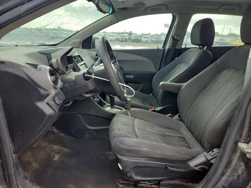 2016 CHEVROLET SONIC LT  