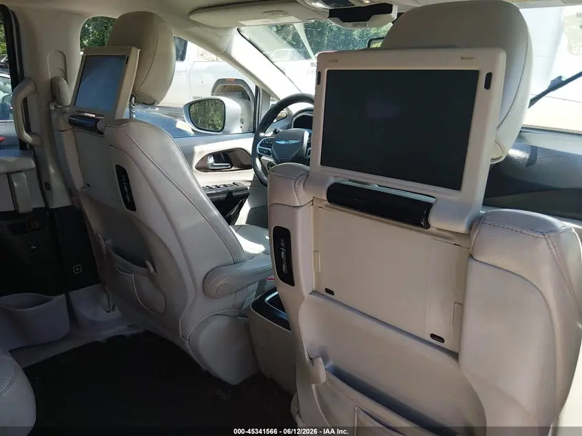 2019 CHRYSLER PACIFICA TOURING L PLUS