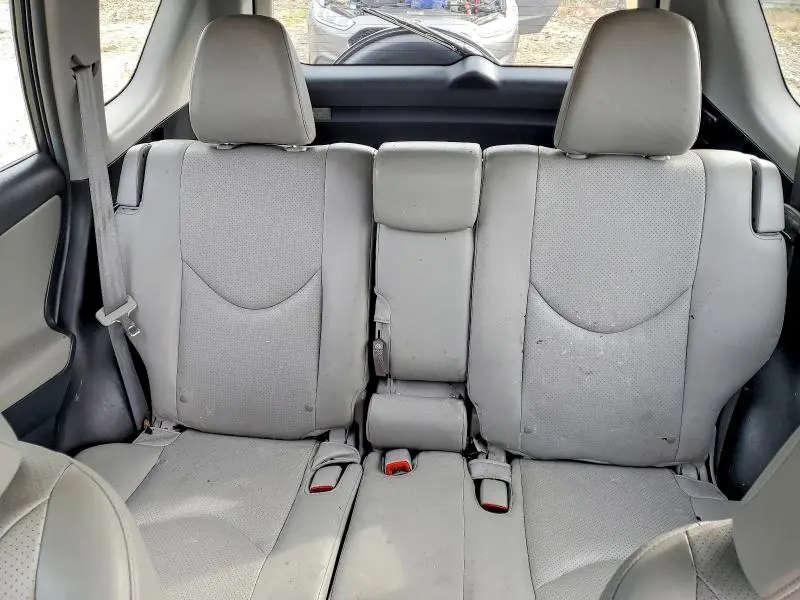 2011 TOYOTA RAV4 LIMITED  