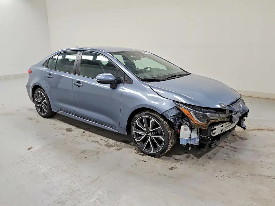 2020 TOYOTA COROLLA SE  