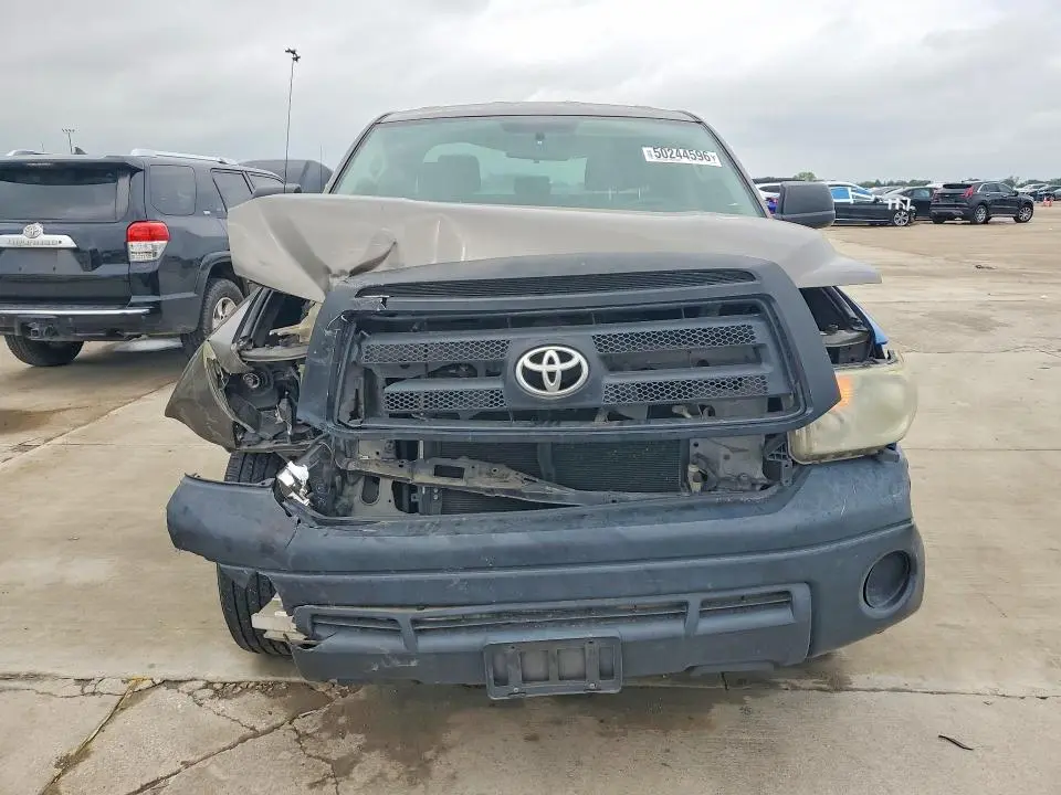 2013 TOYOTA TUNDRA DOUBLE CAB SR5  