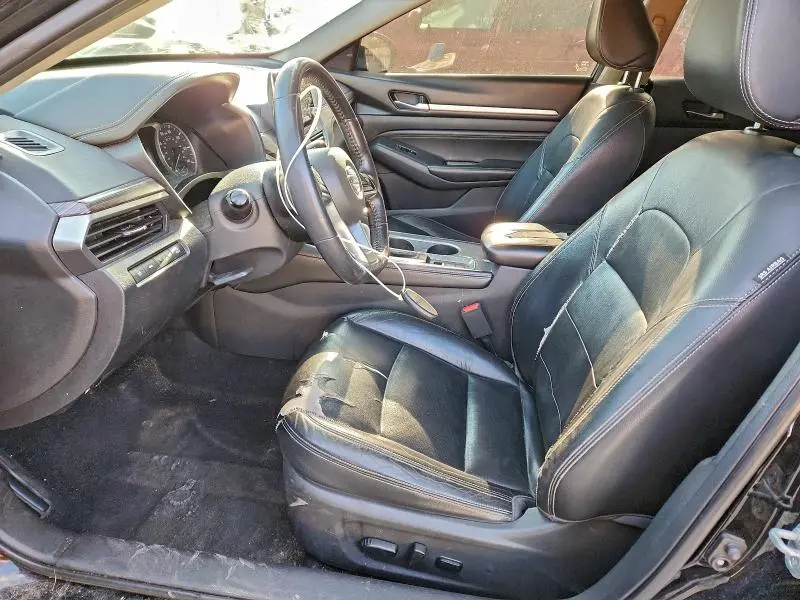 2019 NISSAN ALTIMA SL  