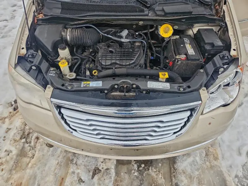 2013 CHRYSLER TOWN & COUNTRY TOURING L  