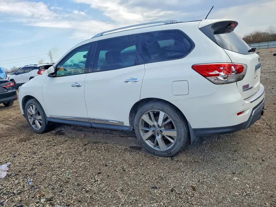2013 NISSAN PATHFINDER S  