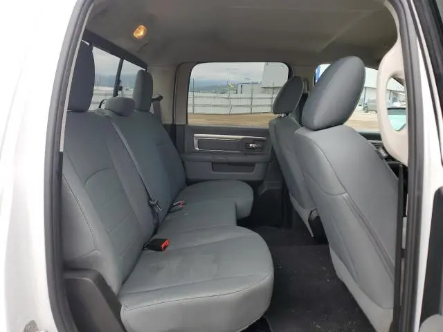 2020 RAM 1500 CLASSIC SLT  