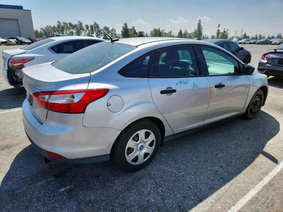 2012 FORD FOCUS S  