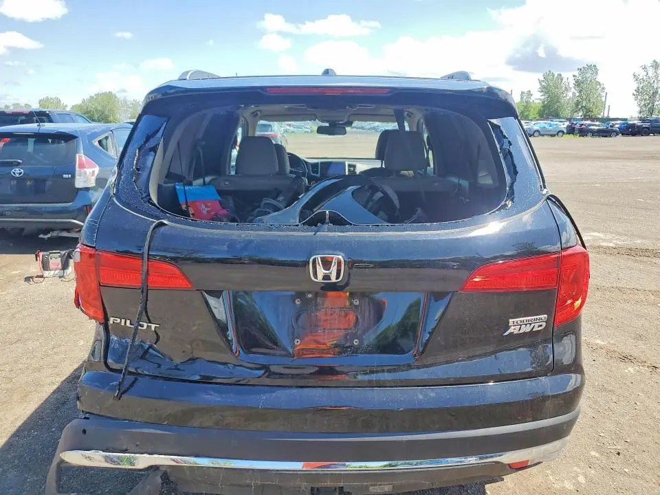 2016 HONDA PILOT TOURING  