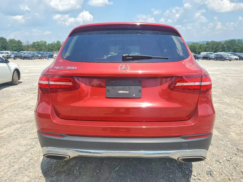 2019 MERCEDES-BENZ GLC 300  
