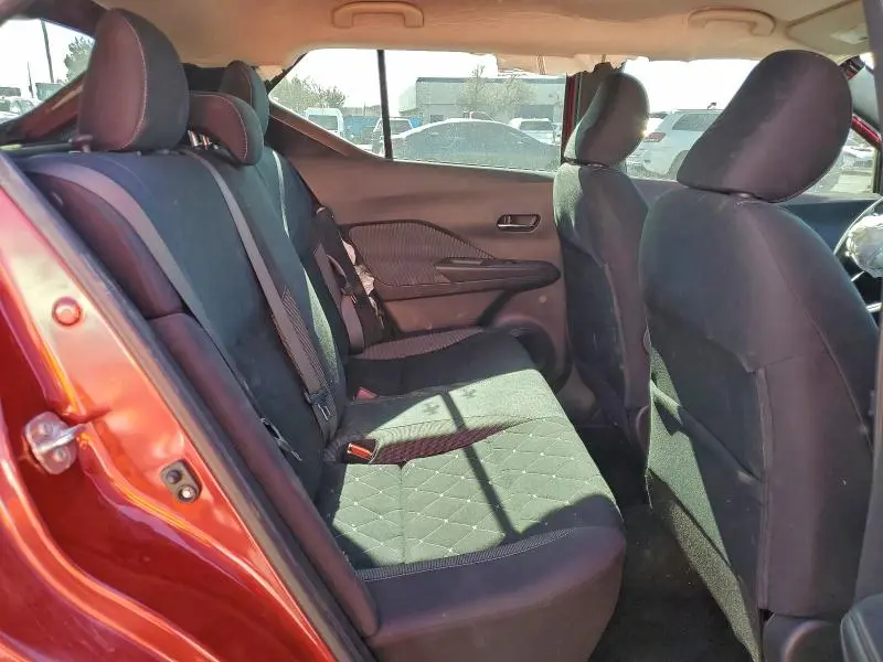 2020 NISSAN KICKS SV  