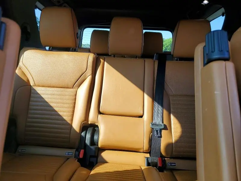 2017 LAND ROVER DISCOVERY HSE LUXURY  