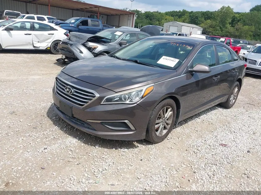 2017 HYUNDAI SONATA SE
