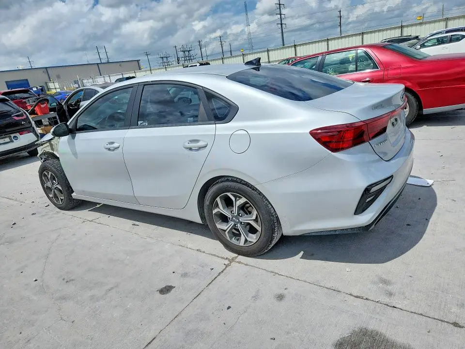2021 KIA FORTE LXS  