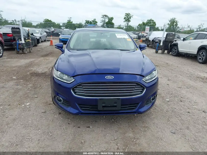 2013 FORD FUSION SE