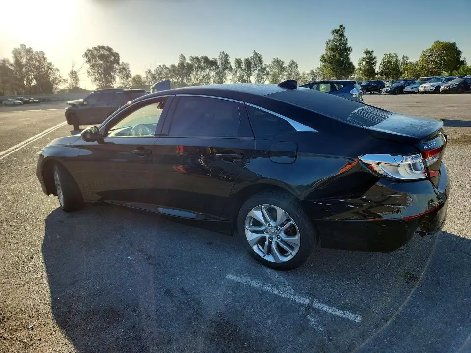 2018 HONDA ACCORD LX  