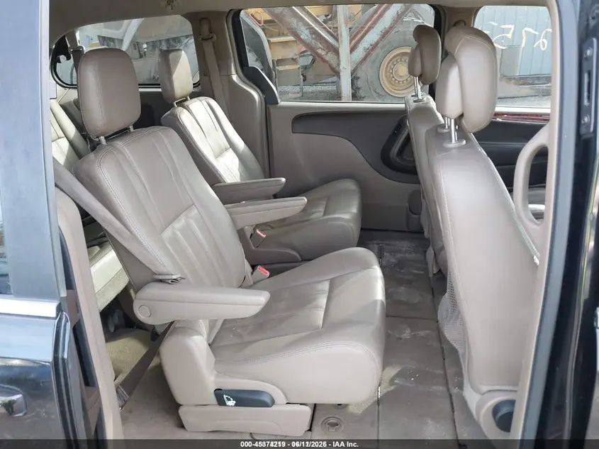 2016 CHRYSLER TOWN & COUNTRY TOURING