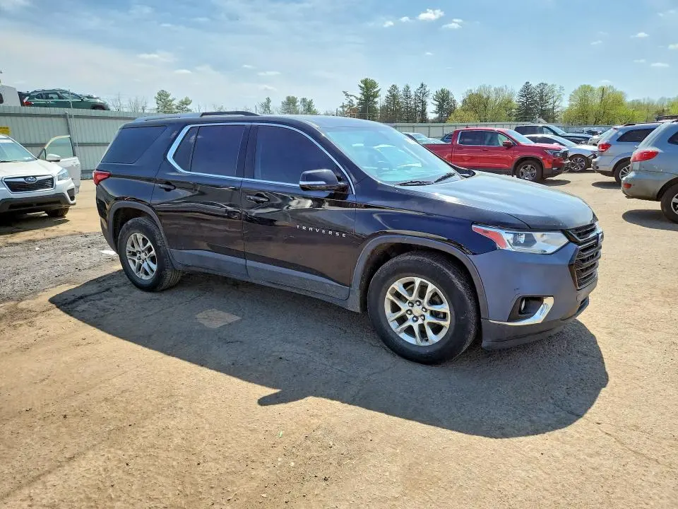 2018 CHEVROLET TRAVERSE LT  