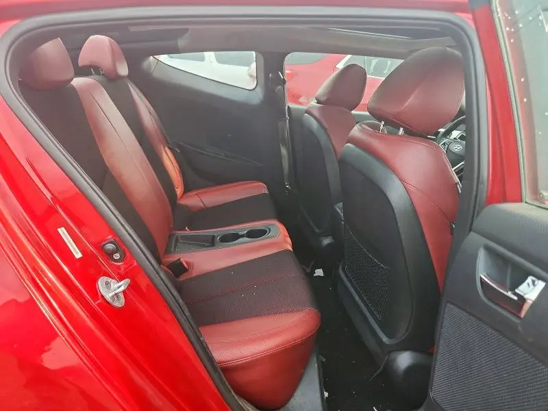 2012 HYUNDAI VELOSTER BASE  