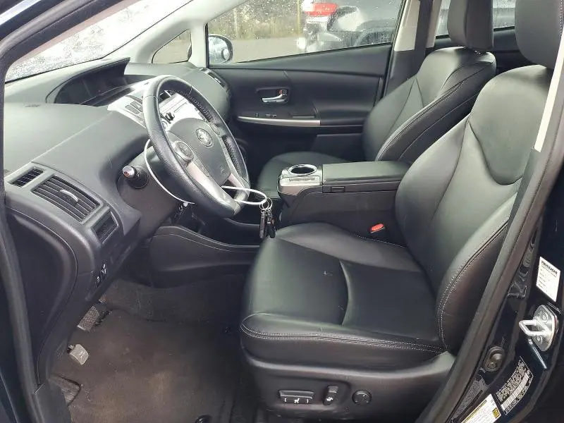 2017 TOYOTA PRIUS V TWO  