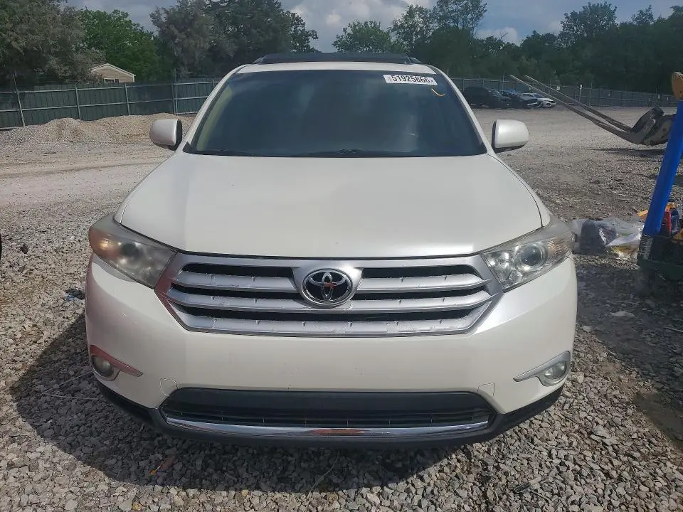 2011 TOYOTA HIGHLANDER LIMITED  
