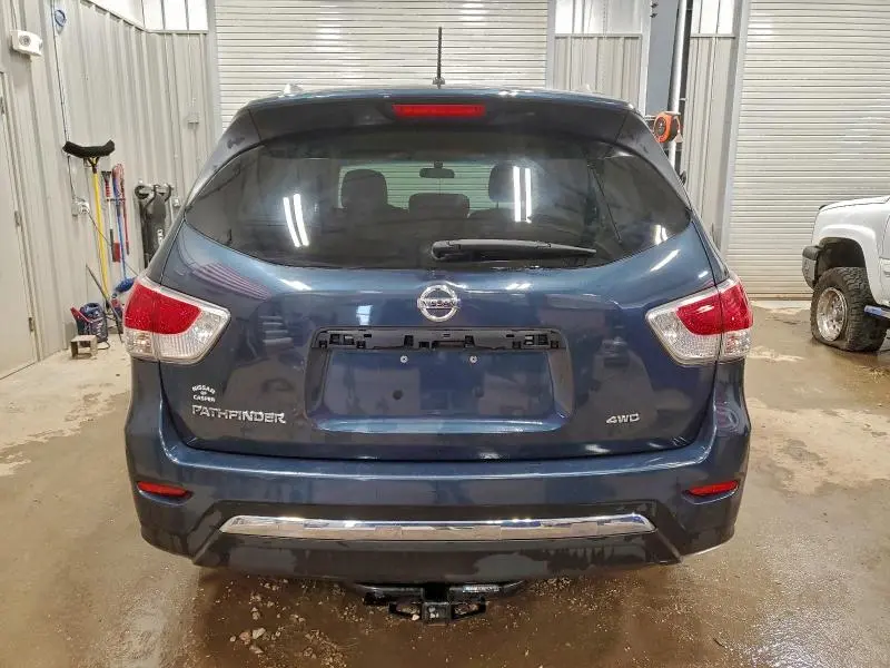 2016 NISSAN PATHFINDER S  