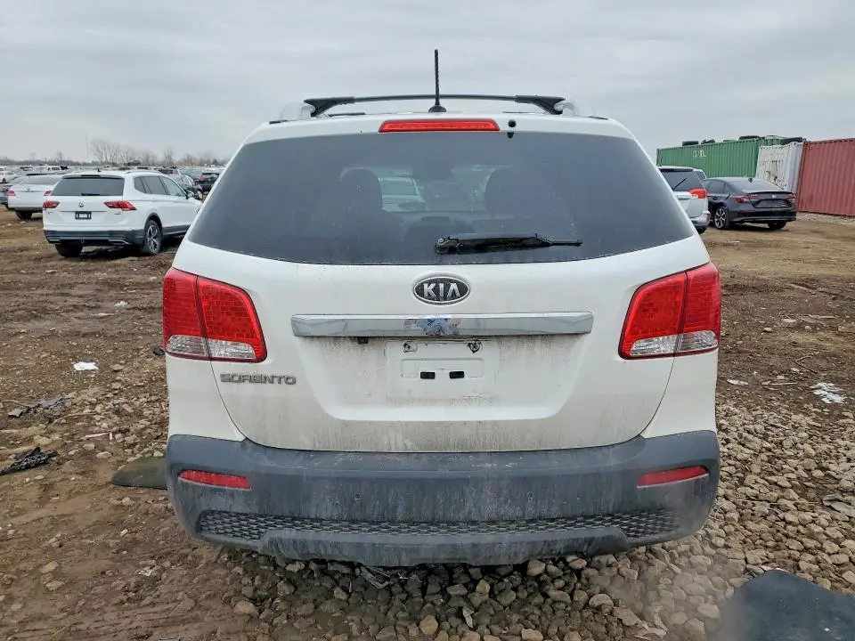 2012 KIA SORENTO LX  