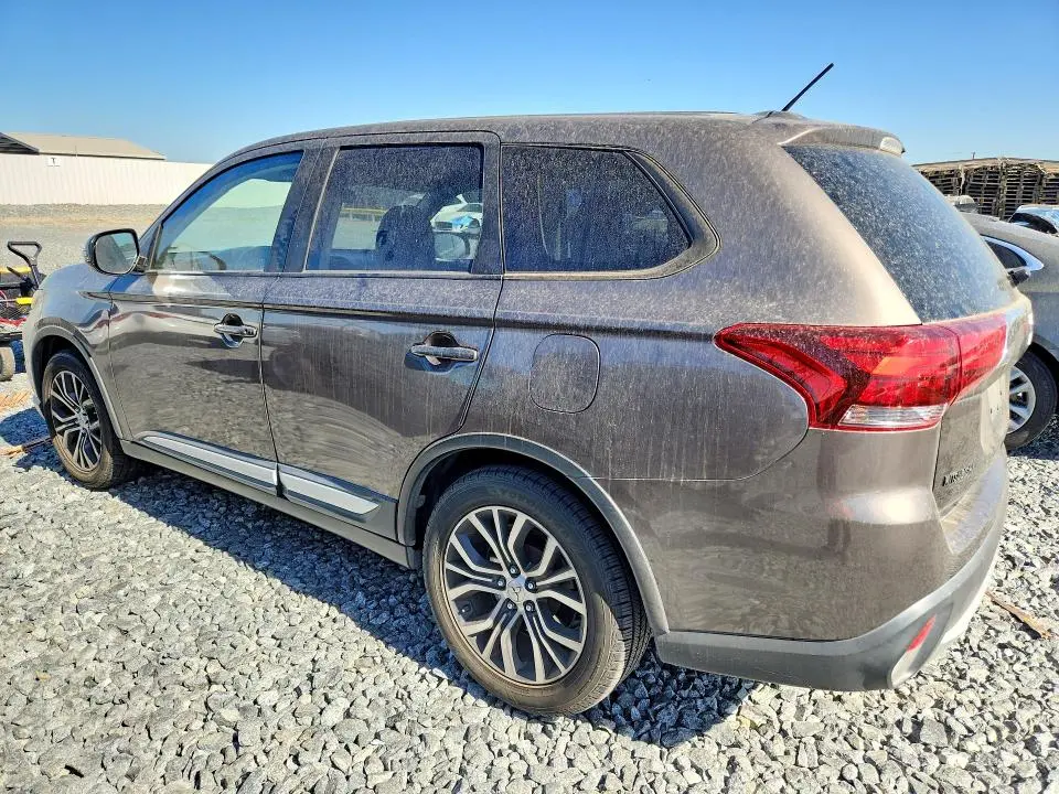 2016 MITSUBISHI OUTLANDER SE  