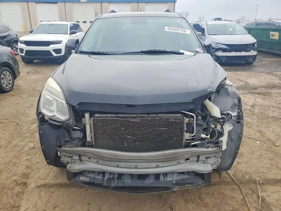 2017 CHEVROLET EQUINOX LT  