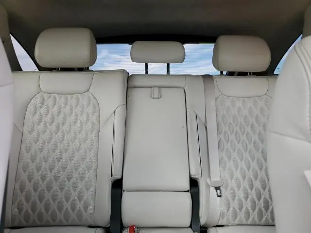 2022 GENESIS GV70 BASE  