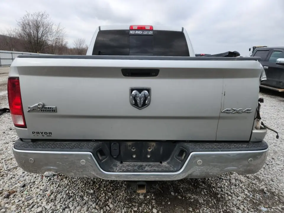 2018 RAM 1500 SLT  