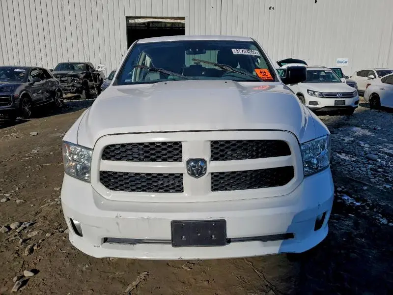 2014 RAM 1500 ST  
