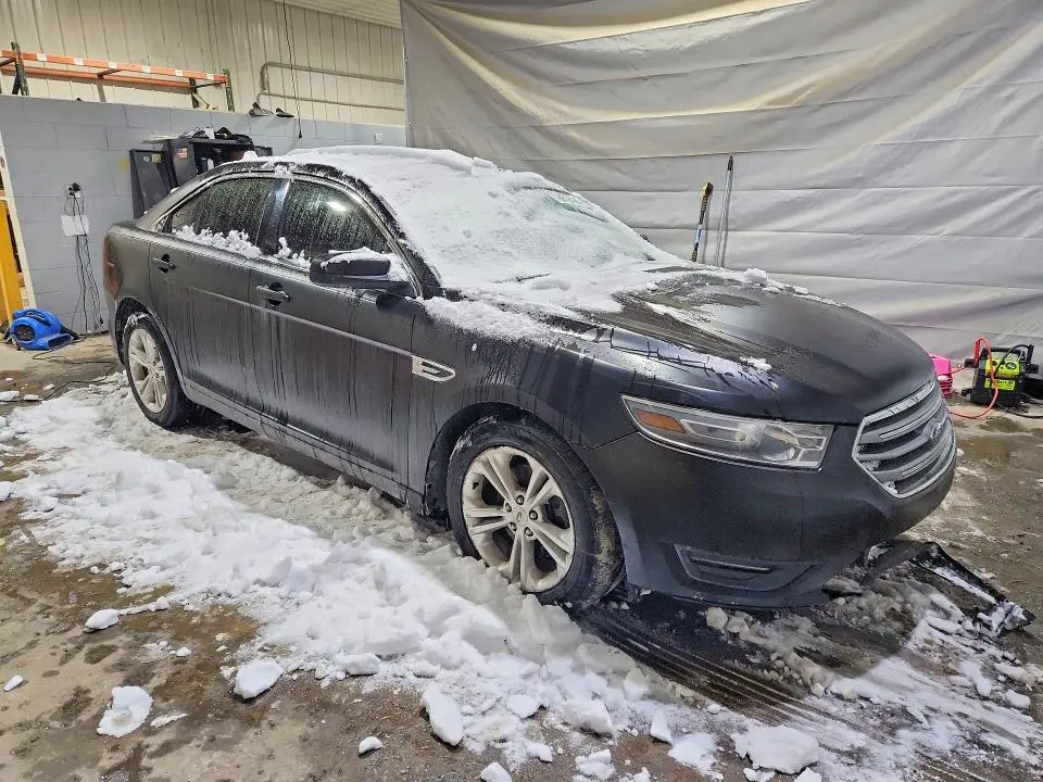 2013 FORD TAURUS SEL  